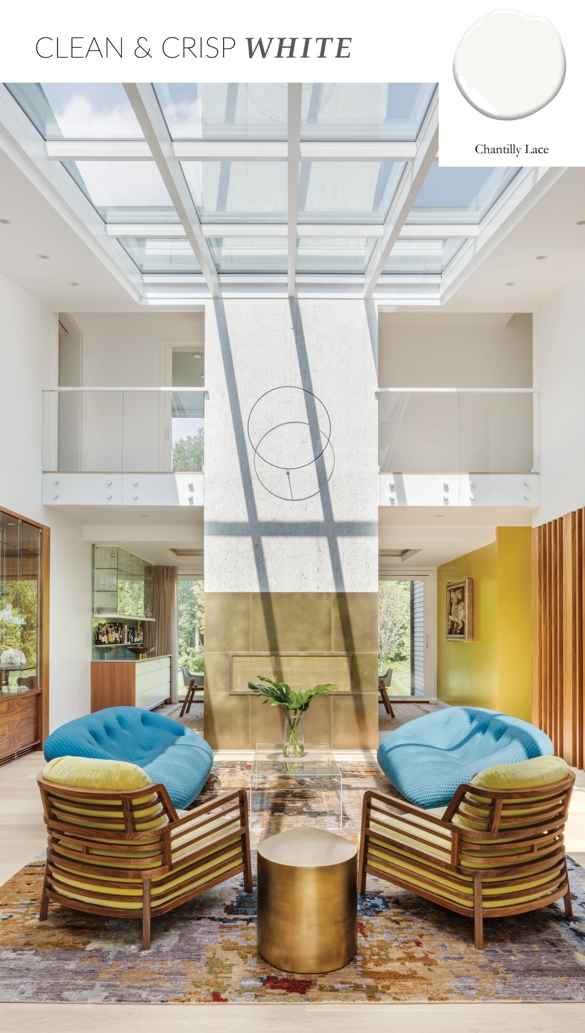 Living space painted with the Chantilly Lace paint color.