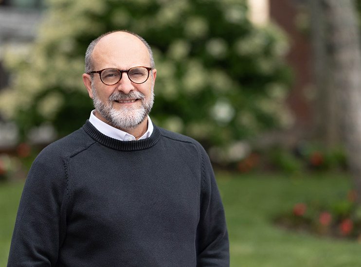 Douglas Dick headshot