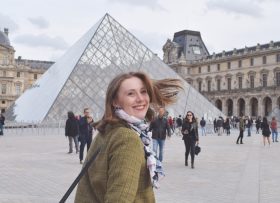 Brianna at the Louvre
