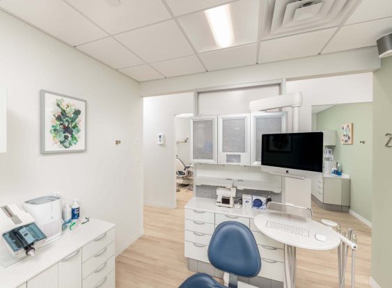Pure Dental Room