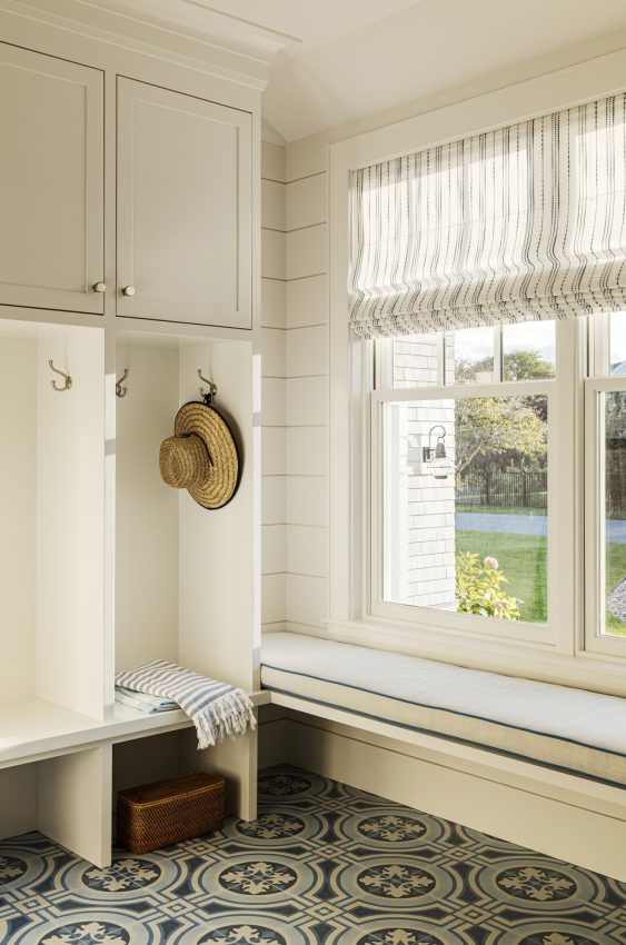 Salten Point Mudroom