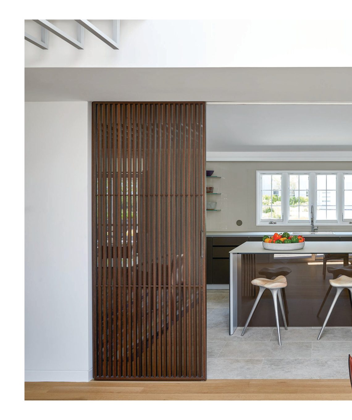 Glassy Living magazine page