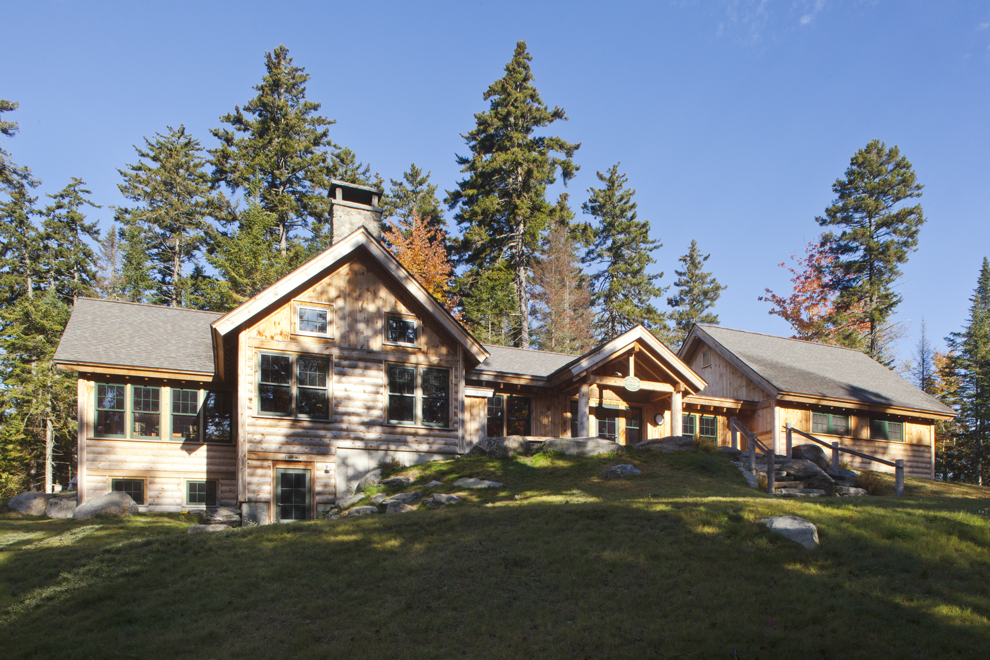 Front exterior of AMC's Chairback Lodge