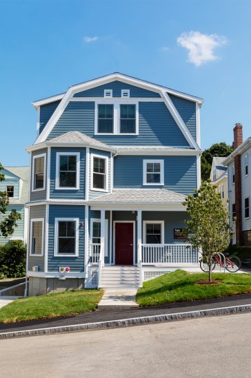 TuftsCoHo_12BellevueFront_Thumbnail