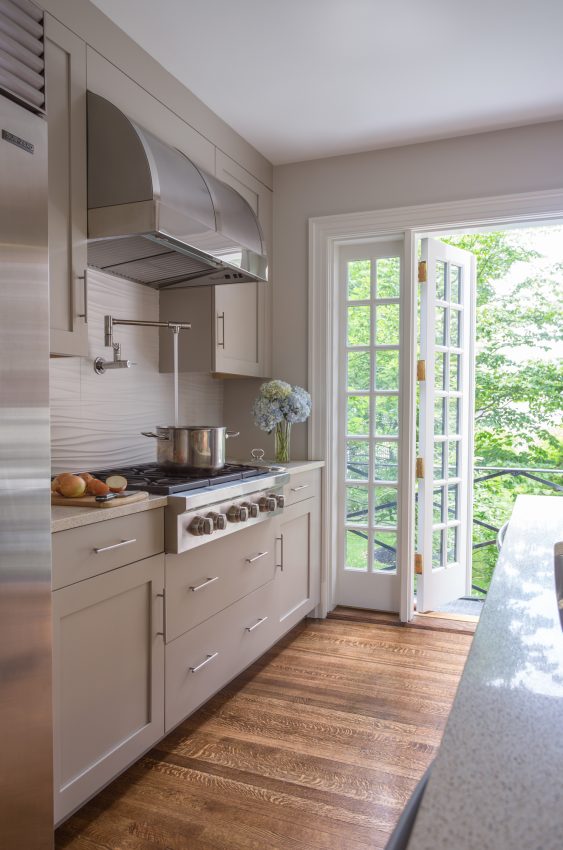 Home on a Hill living room kitchen