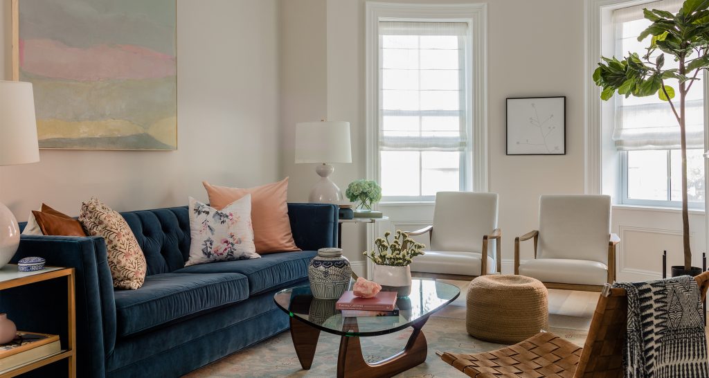 CSD_South End_Living Room Trad_deGournay_Hero