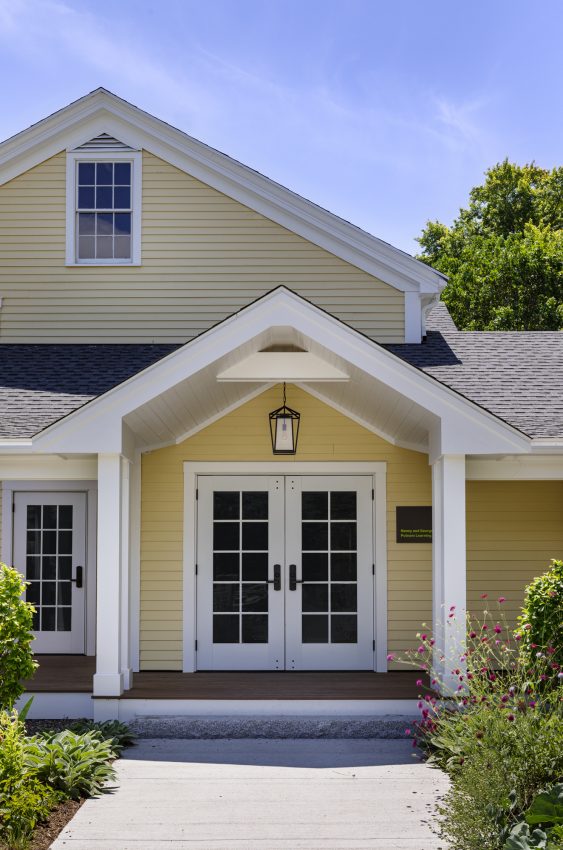 Trustees Long Hill_Outdoor Entry Detail