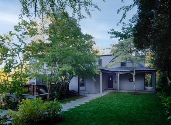 Gothic-Revival_Exterior-Entry-3